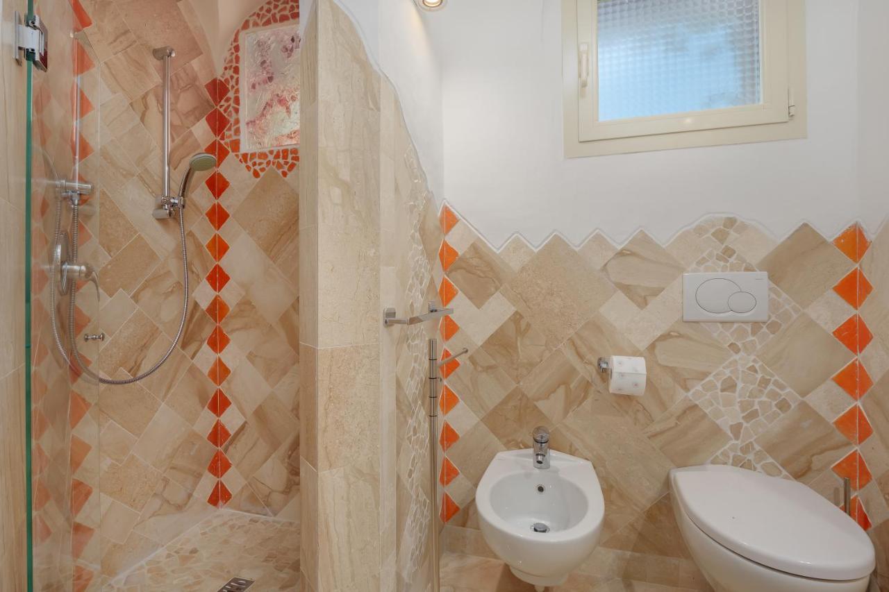Villetta D'Arancia - Sherdenia Luxury Apartments マリネッラ エクステリア 写真