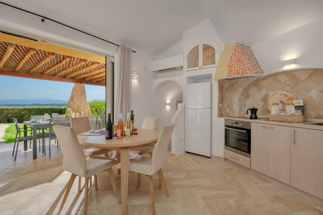 Villetta D'Arancia - Sherdenia Luxury Apartments マリネッラ エクステリア 写真